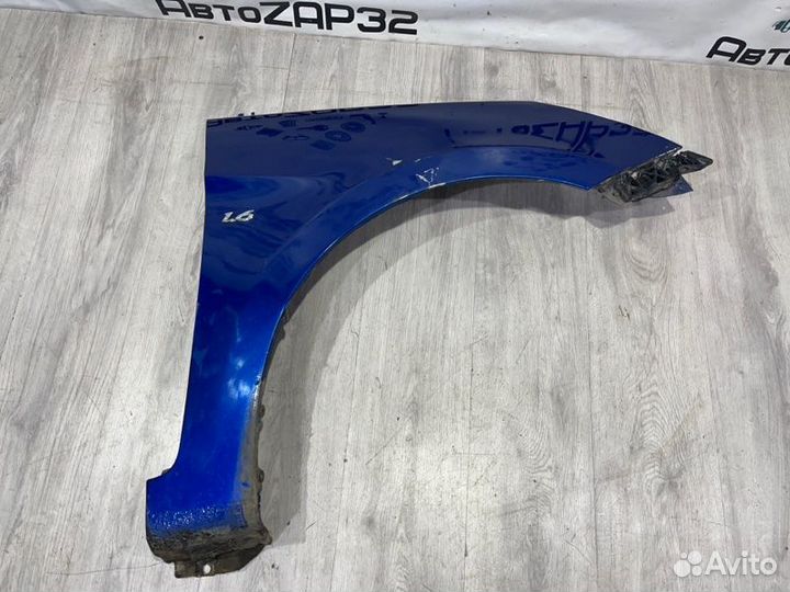 Крыло переднее правое Hyundai Solaris хэтчбек 2013