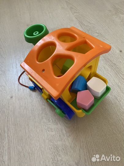 Развивающие игрушки