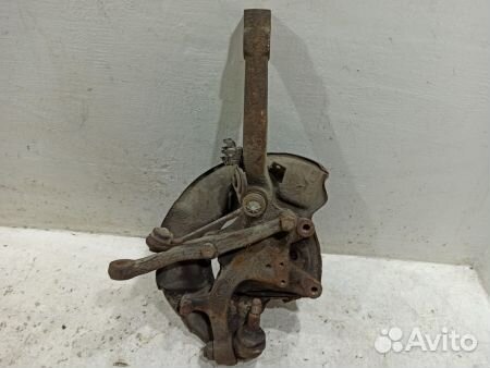 Кулак передний левый A1403320801