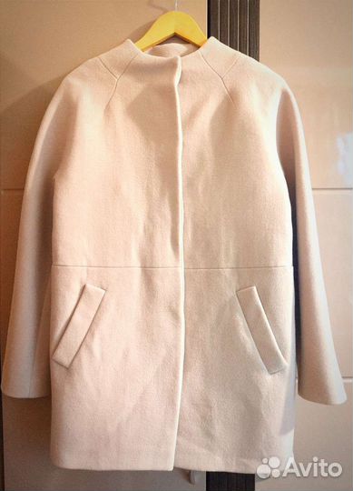 Пальто женское демисезонное 44 размера