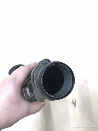 Патрубок интеркулера Passat B7