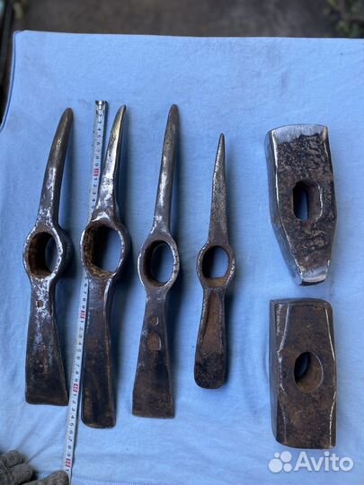 Кирка и молот