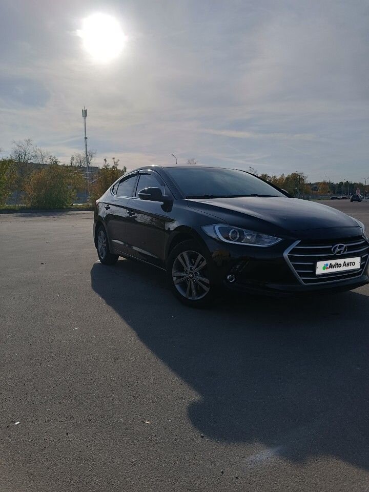 Hyundai Elantra: фото владельца