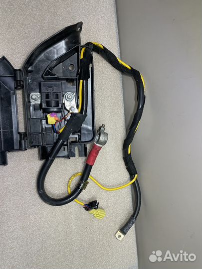 Клемма плюсовая Ауди А6 С6 Авант