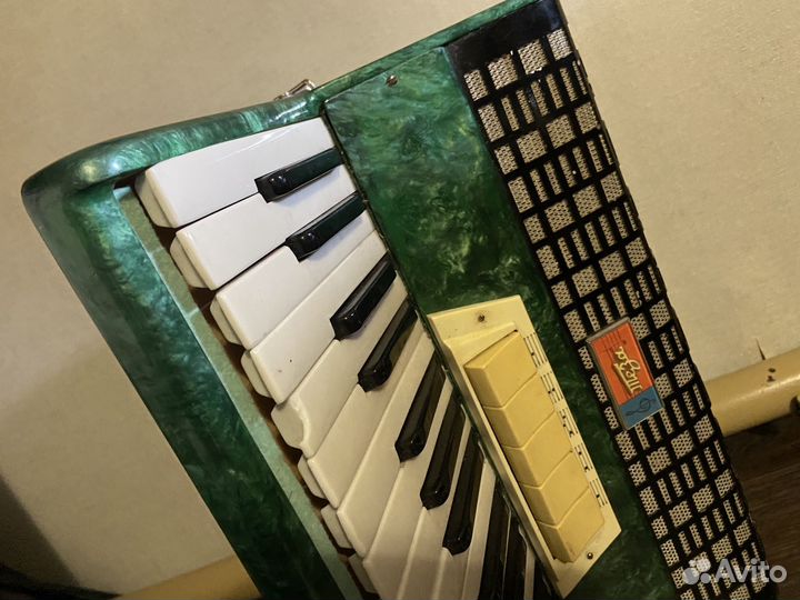 Аккордеон в рестоврацию