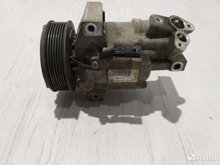 Компрессор кондиционера Renault sandero stepway 2