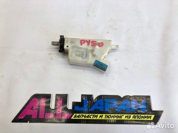 Замок лючка бензобака задний Nissan Fuga PY50 2007