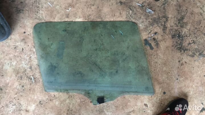 Стекло двери задней правой для Peugeot 206 1998-20