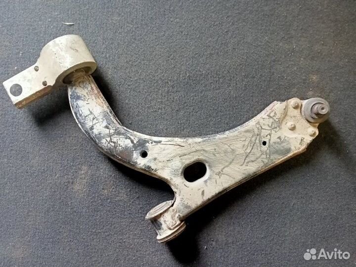 Рычаг подвески передний левый Ford Fusion 2007