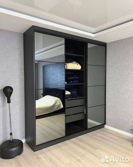 Шкаф купе для одежды