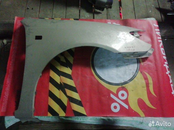 Крыло переднее правое Toyota Camry