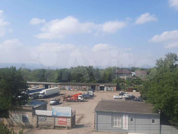 2-к. квартира, 40 м², 4/4 эт.