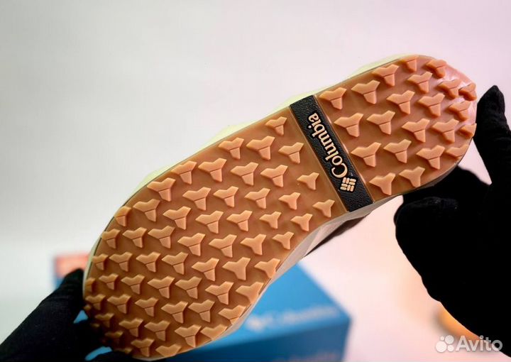 Кроссовки Columbia универсальные