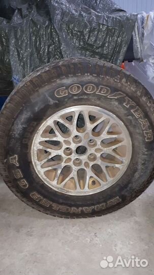 Колесо Гранд Чероки