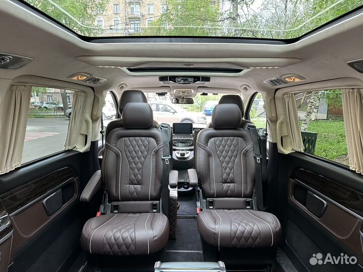 Трансфер в аэропорт минивэн Mercedes V-class