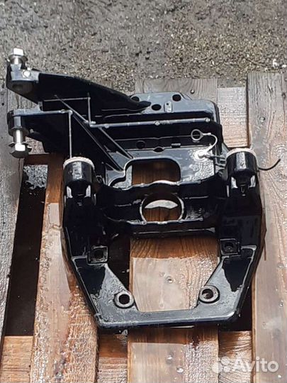 Рамка транцевого узла угловой колонки Mercruiser