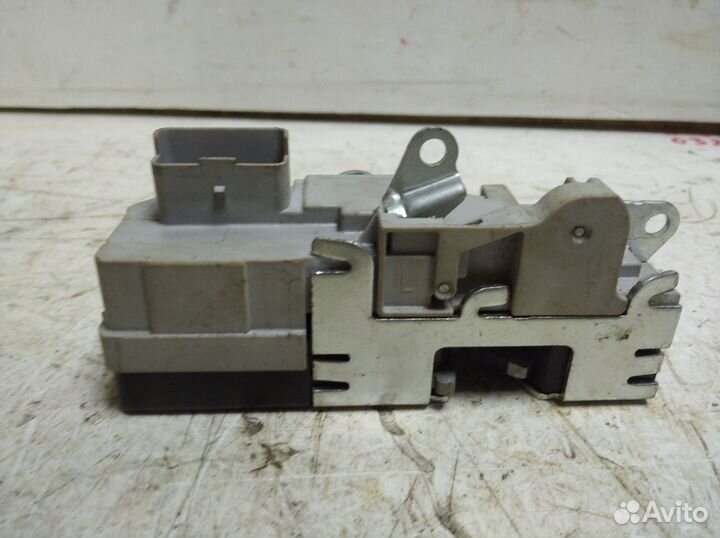 Замок двери Citroen C5 2004-2008