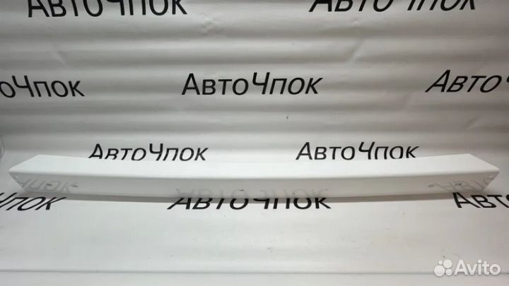 Задний бампер белый (балка )