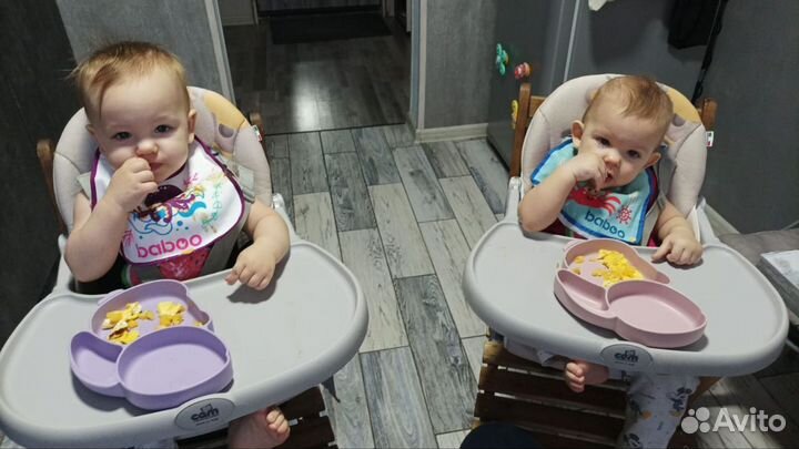 Стульчики бустеры для кормления