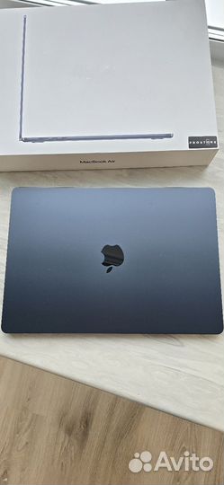 Macbook air 15 m2 2023 8 256