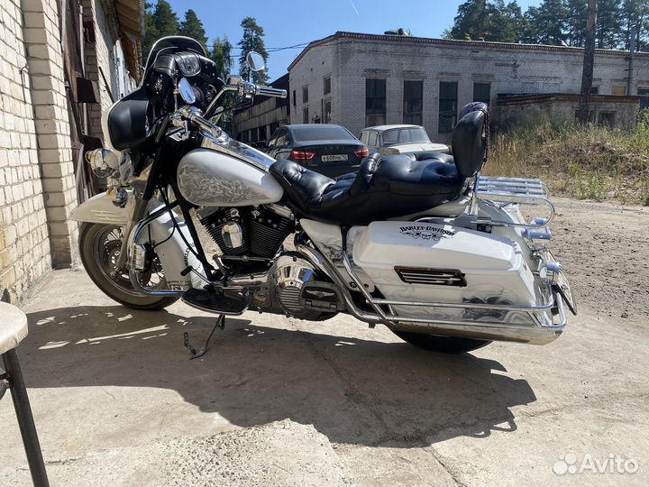 Harley Davidson flht