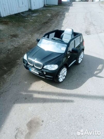 Детский электромобиль bmw