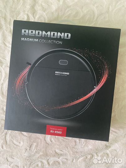 Робот пылесос redmond RV-R560