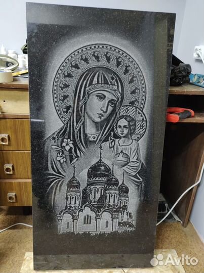 Гранитные памятники