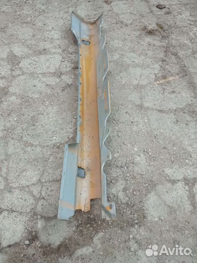 Mercedes r230 пластиковая накладка порога правая
