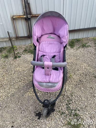 Прогулочная коляска