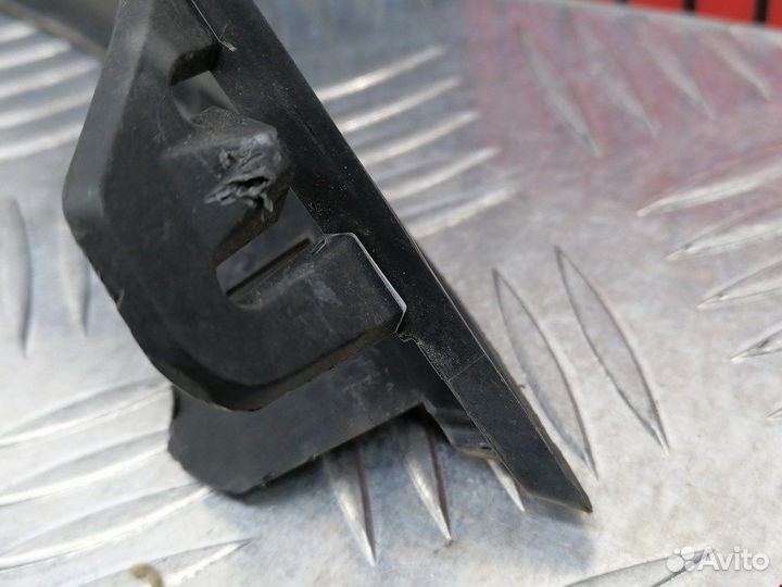 Решетка (заглушка) в бампер левая для Opel Astra H