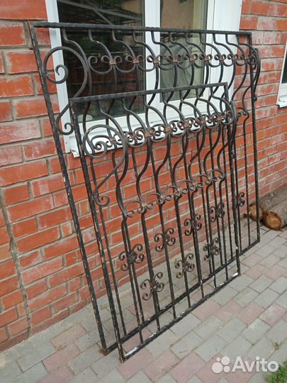 Кованые решетки на окна