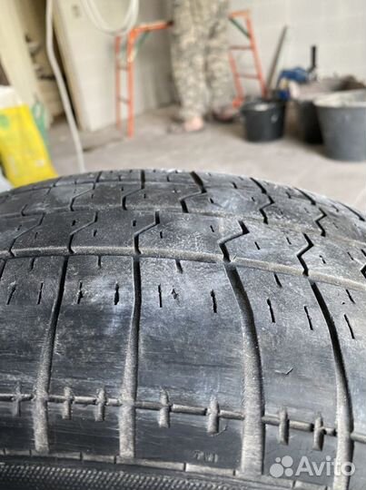 Колесо на вольво r15