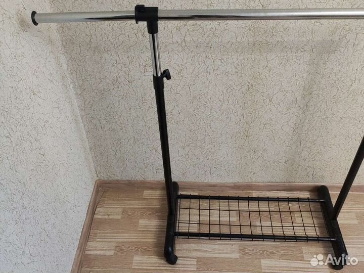 Вешалка напольная, рейл для одежды