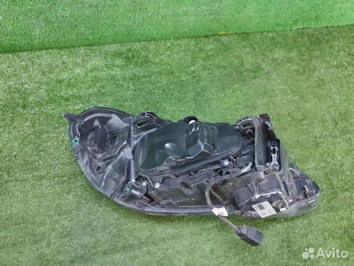 Фара левая Volvo XC60