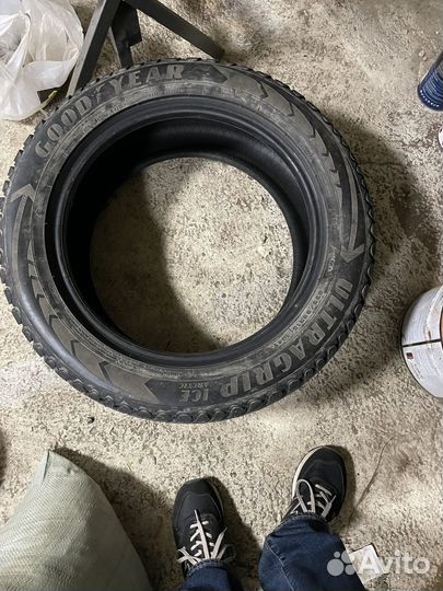 Goodyear UltraGrip Ice 235/55 R18 104