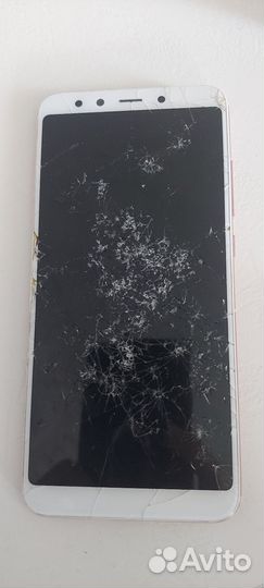 Xiaomi Redmi 5, 4/64 ГБ