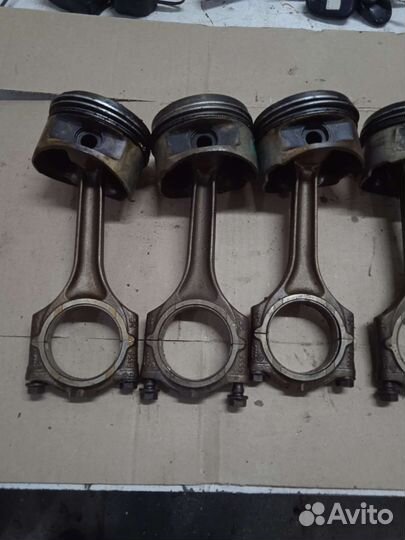 Поршень с шатуном audi a8 d2 ауди а8 д2 akg 4,2