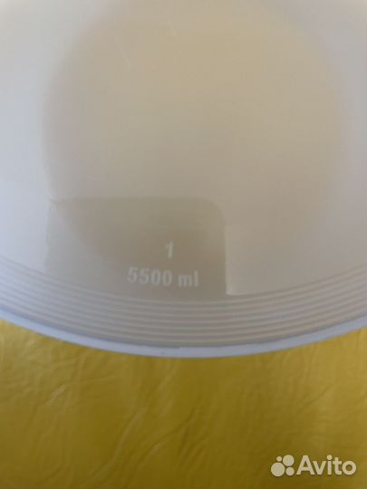 Ведро пластиковое с крышкой 5 литров