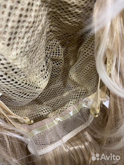 Парик блонд (Бежевый, светло русый) длинный