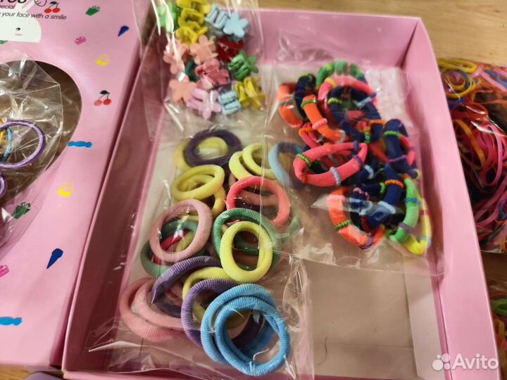 Набор резинок для волос. Новый