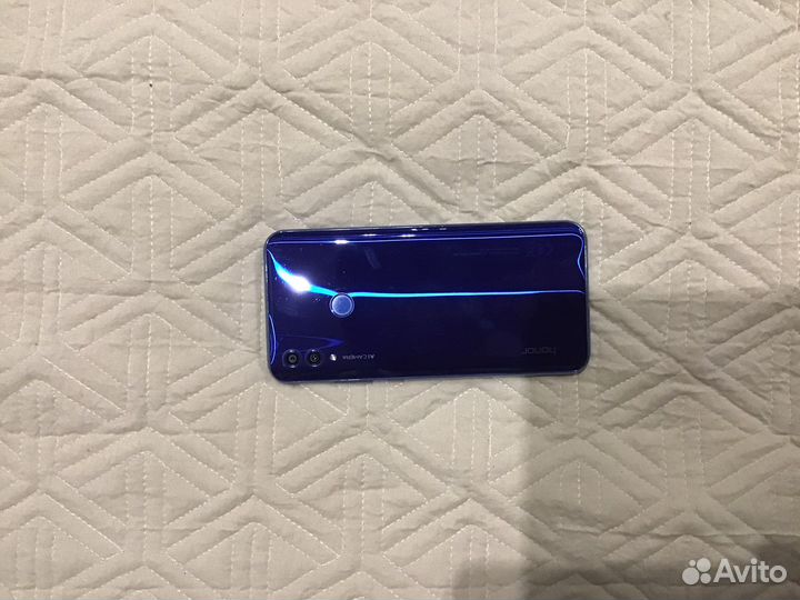 Продам телефон Honor 10 Lite 64gb
