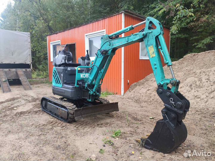 Мини-экскаватор Kobelco SK09SR, 2012