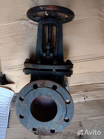 Задвижки новые Ду 50, 80, 100, 150