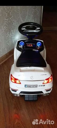 Машинка каталка толокар с ручкой