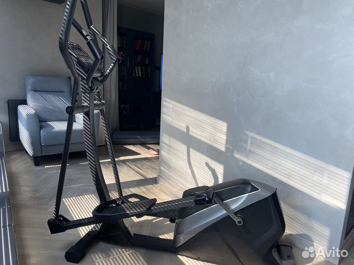 Эллиптический тренажер