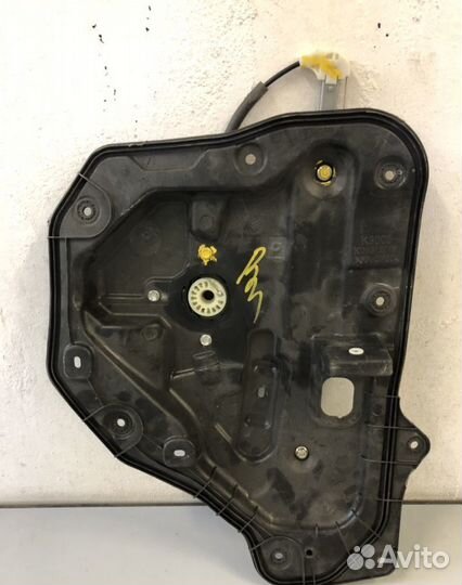 Стеклоподъемник эл. задний правый Mazda CX-5