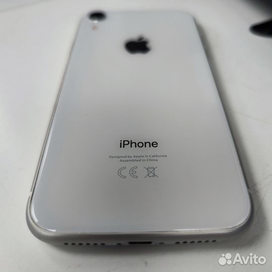 iPhone Xr, 64 ГБ