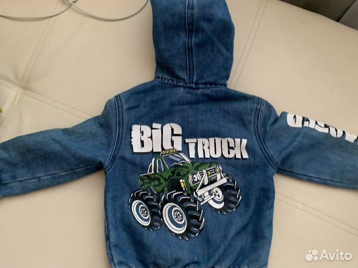 Джинсовая куртка