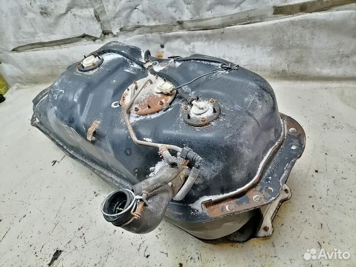 Бак топливный Mitsubishi Pajero Sport K90